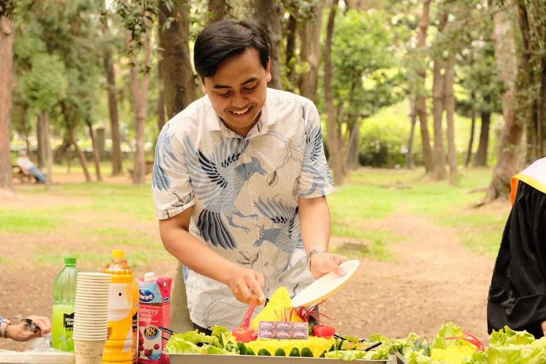 Pemotongan tumpeng oleh Ketua PPI NCHU (Foto: PPI NCHU)