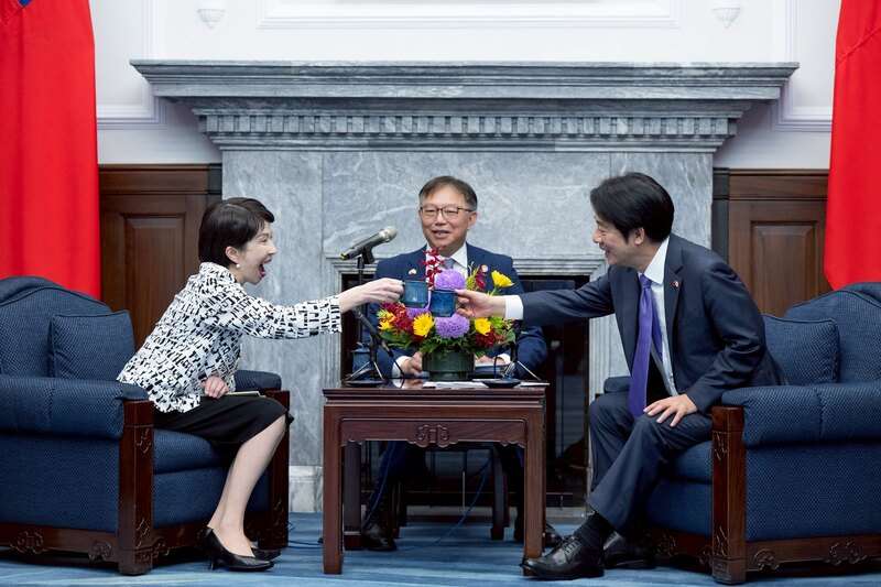 頼清徳・総統が4月28日、台湾を訪問中の日本の前経済安全保障担当大臣・高市早苗氏の表敬訪問を受けました。（写真：総統府提供）