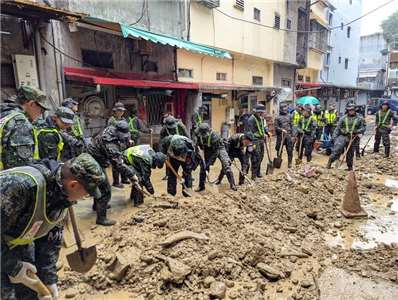 中央災害対策センターは13日夜、台風26号（フォンウオン）による被害状況を発表しました。これによると、台風26号による被害は全国で累計501件、負傷者は91人報告されているということです。（写真：第三作戦区）