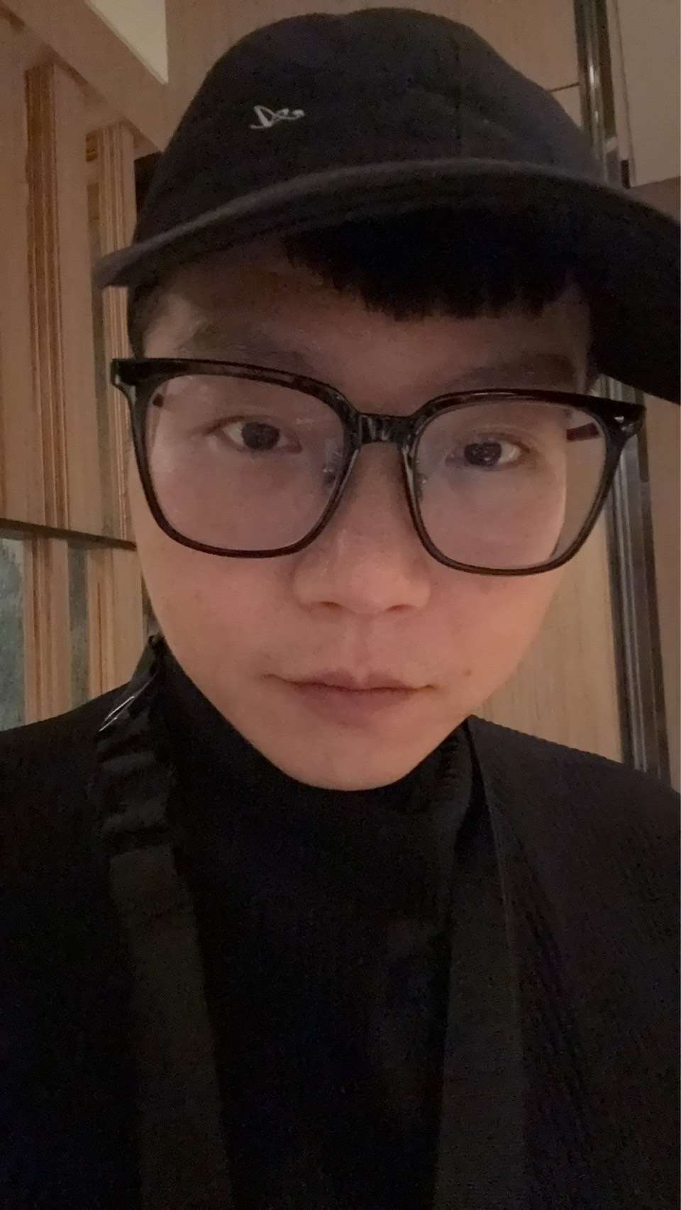 日本語：呂学臨