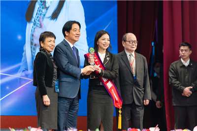 考試院（公務員の人事を管轄する国家機関、日本の人事院に相当）銓敘部は16日、今年度の「公務人員傑出貢献奬」表彰式を開催し、頼清徳・総統が出席した。（写真：総統府）
