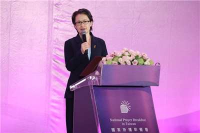蕭美琴・副総統は29日、「2025年国家祈祷朝食会」に出席し、イエス・キリストが台湾に平安を授けることを願い出席者と祈りを捧げた。
（写真：CNA）