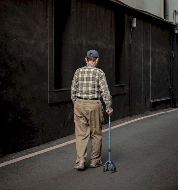  WHO(世界保健機関)は、人口に占める65歳以上高齢者の割合（高齢化率）が7％を超えた社会を「高齢化社会」、14％を超えた社会を「高齢社会」、21％を超えた社会を「超高齢社会」と定義している。台湾の65歳以上の人口、つまり高齢者の人口は460万人を突破し、高齢化率は19.72％に達した。(イメージ図、写真：Unsplash)