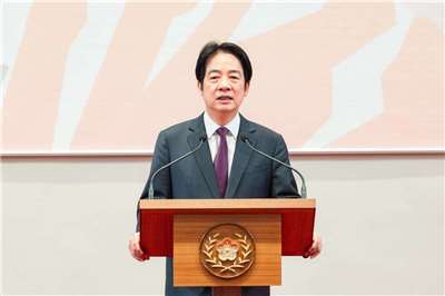 頼清徳・総統は5日、「健康台湾推進委員会」の第7回会議を主宰し、「医薬品の強靭性」戦略の推進を図り、今後3年間で医薬品の供給体制を見直すことを明かした。（写真：総統府）