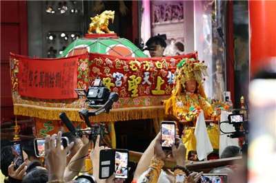 白沙屯媽祖（写真：CNA／管瑞平・記者 撮影）