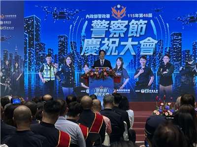 6月15日の警察節（警察の日）を前に、頼清徳・総統は11日、北部・台北市の台北駅で開かれた「2026年警察節記念大会」に出席し、政府を代表して全国の警察官に敬意と感謝の意を表するとともに、薬物運転の取り締まりについて、「ゼロ容認」の姿勢で厳正に法を執行し、薬物犯罪の根絶に全力を尽くしてほしいと呼びかけました。（写真：Rti趙婉淳）