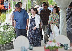 パラオを訪問中の蕭美琴‧副総統は、ウィップス大統領と共に、観光分野などにおける両国の協力深化に期待を寄せた。（写真：CNA）
