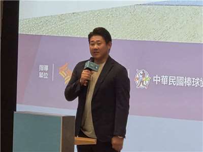 台湾の野球ファンにもおなじみの「平成の怪物」松坂大輔さんが8日、今年で20回目の開催となる台湾の高校野球の全国大会「玉山杯全国高校野球選手権大会」の開幕セレモニーに出席し、台湾の球児にエールを送った。（写真：Rti）