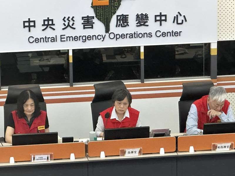 中央災害対策センターの統計によると、台風9号（バービー）の接近に伴い、10日午後2時30分までに台風の影響で5人が負傷、2050人が避難所に避難をしている。（写真：Rti）