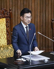 立法院（国会）は8月4日、「総統副総統選挙罷免法」第26条を改正、「詐欺犯罪防止条例」に違反し、有罪判決となった者は、中華民国総統・副総統選挙の候補者として登録できないことを新たに規定することについて、第三読会で可決した。(写真：CNA)