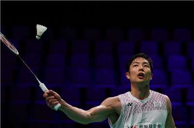 台湾男子ナンバーワン、世界6位、36歳の周天成選手は先週7月21日から26日まで中国、江蘇省の常州で行われた世界バドミントン連盟(BWF)のツアー大会「チャイナ・オープン」の男子シングルスで優勝した。台湾出身選手の「チャイナ・オープン」優勝は初、36歳199日の優勝は「スーパー1000」大会最年長優勝という快挙となった。(写真：資料写真、AFP通信)