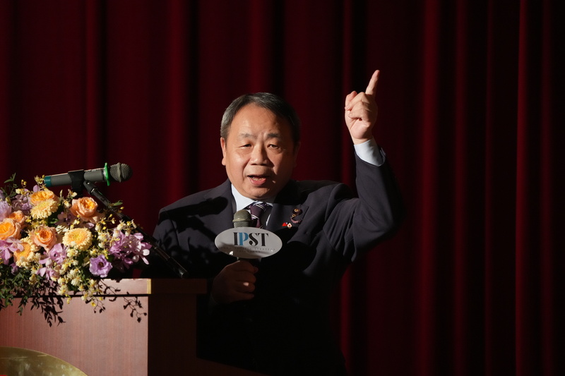 日本維新の会の石平参議院議員は、中国共産党に対して決して幻想を抱いてはならないと警鐘を鳴らし、「台湾と日本が国防の実力を備えてこそ、中国共産党も軽々しく行動を起こせなくなる」と指摘した。（写真：CNA）