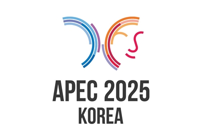 APEC 2025 KOREA Emblem: 
2025 아시아 태평양 경제협력체( APEC) 정상회의가 오는 10월31일~11월1일, 한국 경주시에서 개최된다. 사진은 2025 경주 APEC 엠블렘. -백조미 / 사진: APEC 2025 KOREA 공식 홈페이지 캡처
