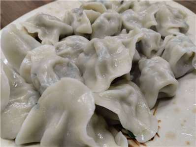 ▲재물운을 상징하는 ‘물만두(水餃)’는 SNS•인터넷 커뮤티니에서 가장 많이 언급된 ‘2026년 인기 니엔예판 음식 TOP 10’에서 7위에 올랐다. [사진= Rti 손전홍]