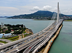 지난 12일 정식 개통된 단장대교(淡江大橋) - 사진: CNA