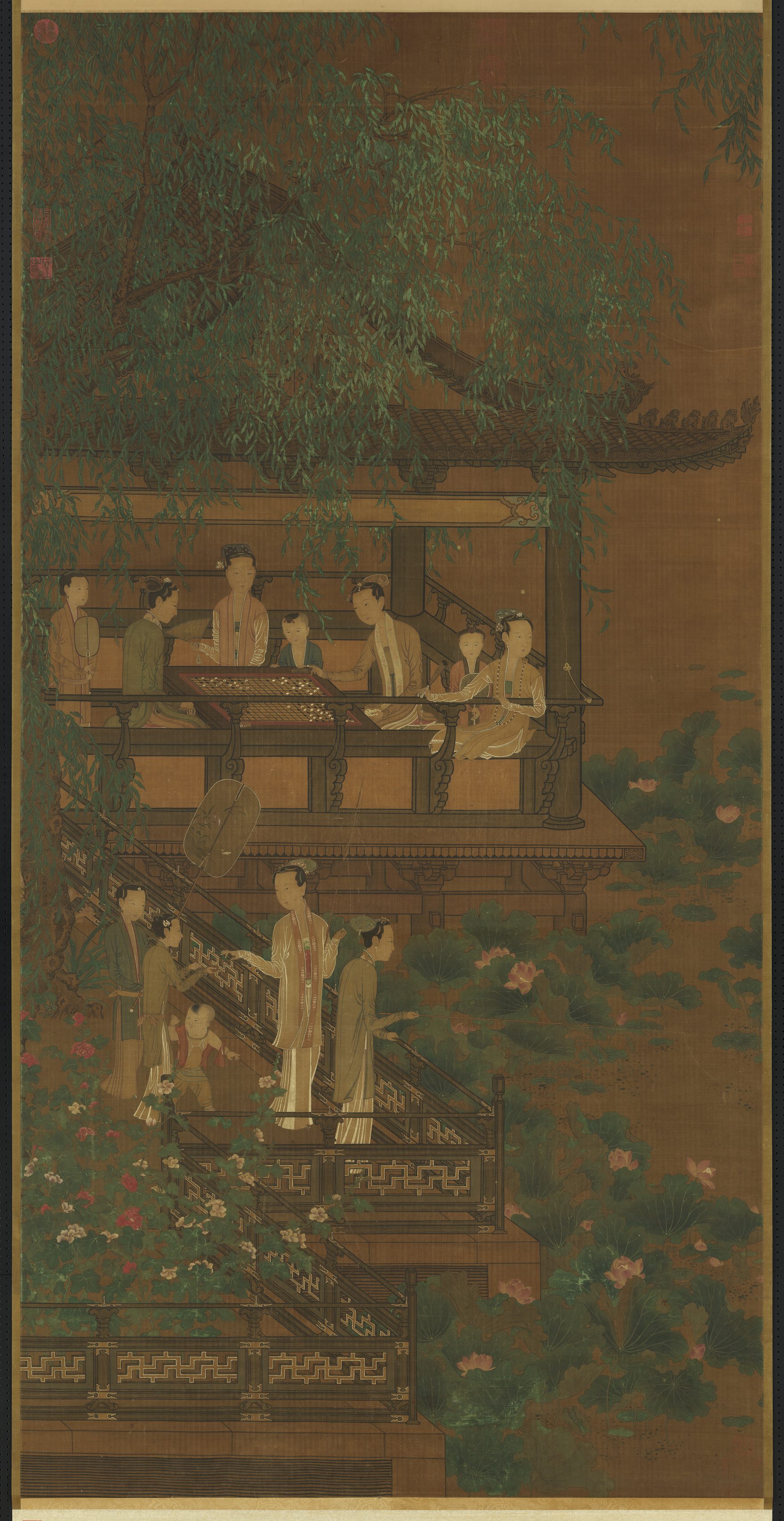 오대 남당(五代 南唐) 주문구(周文矩, 생몰: 약 907년~975년)의 작품으로 전해진 〈荷亭奕釣仕女圖〉 그림을 통해 바둑의 배열 등이 합리적인 것에서 미루어 보아 화가도 바둑을 이해한다는 걸 짐작할 수 있다. -백조미, 사진: 국립고궁박물원 제공