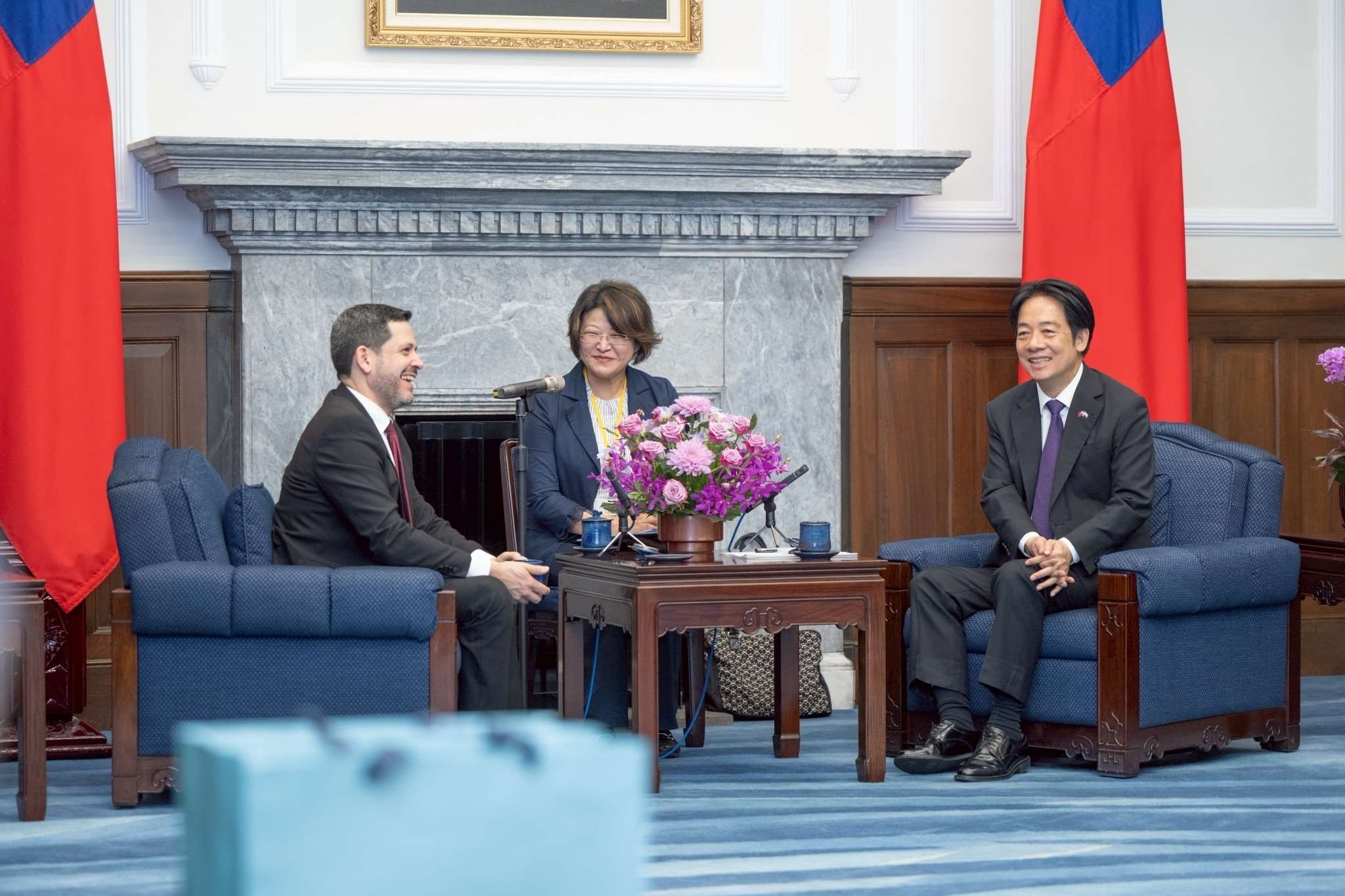 Presiden Lai Ching-te (賴清德) menerima Speaker Dewan Perwakilan Paraguay, Raul Luis Latorre Martínez  beserta rombongannya pada 8 Oktober. (Gambar: Pejabat Presiden)