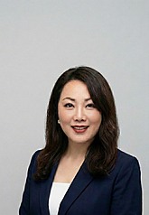 Chen Yu-chen, Naib Presiden Urusan Kerajaan dan Dasar Awam Google Taiwan, telah dipilih sebagai Pengerusi Persatuan Perniagaan Amerika di Taiwan (AmCham Taiwan) bagi tahun 2026, dengan tempoh jawatan baharu akan bermula pada Januari 2026.

(Sumber: AmCham Taiwan)