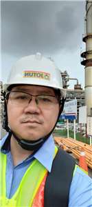 Saudara Yii yang rela menerima cabaran dan rintangan untuk memaju dalam kerjaya beliau.