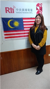 Mei Ying di studio rakaman Rti.
