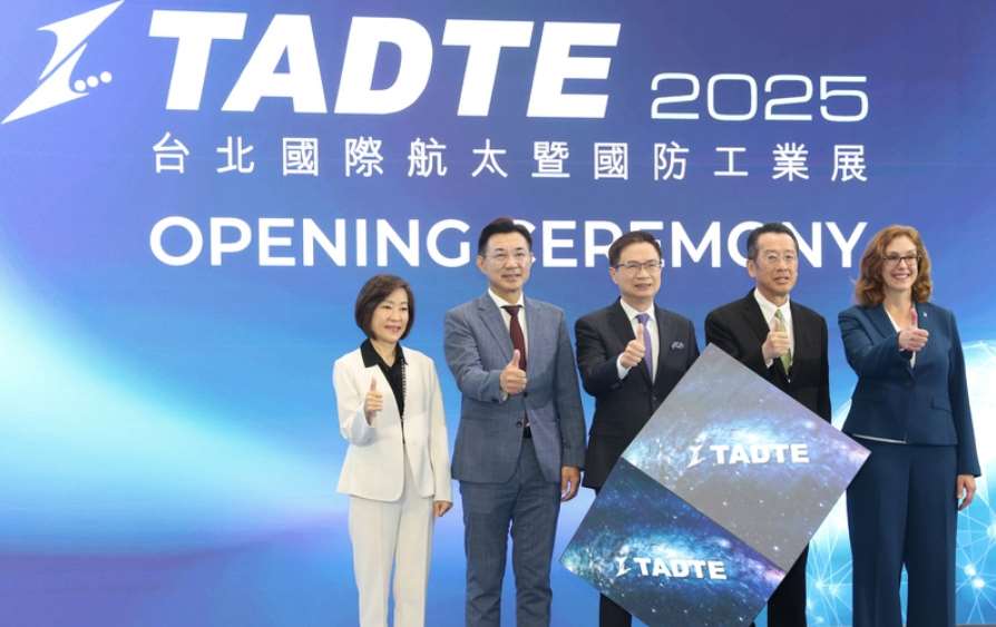 Taiwan Mempamerkan Dron, Daya Tahan Teknologi pada Pertunjukan Pertahanan Terbesar yang Pernah Ada