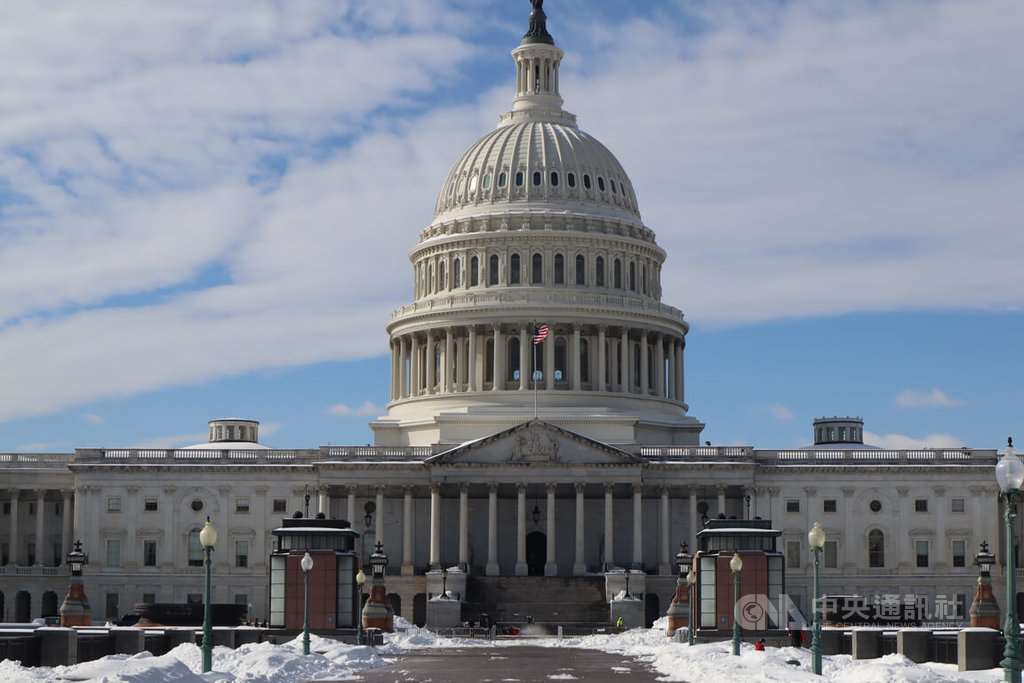 Ahli Kongres Persekutuan Amerika Syarikat mengutus surat kepada Presiden baharu Honduras, Nasry Asfura, menyokong pendiriannya sebelum pilihan raya bahawa “keadaan semasa Honduras mempunyai hubungan diplomatik dengan Taiwan adalah seratus kali lebih baik berbanding sekarang.” Gambar menunjukkan bangunan Capitol Amerika Syarikat, dirakam pada 11 Februari. Foto oleh wartawan Central News Agency, Zhong Youzhen (鍾佑貞) di Washington. 3 Mac 115 (kalender Taiwan).
