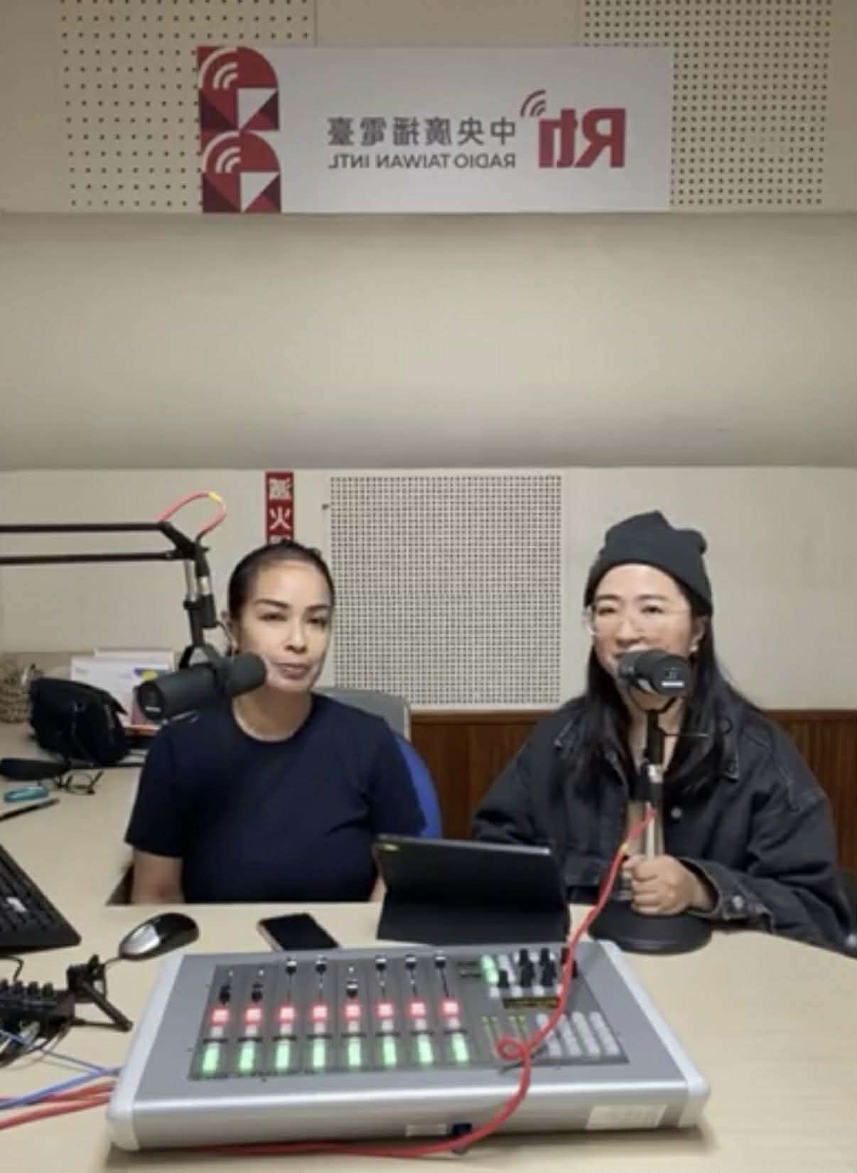 Let's Learn Mandarin 