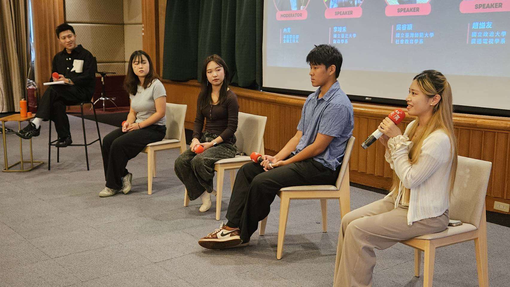 Radio Taiwan International (RTI) organized the “Your Voice. Your Future. Your Podcast” training camp in April 2026. Four outstanding students selected from the program presented the results of their training and showcased their work at a final presentation held on October 20. (Photo: RTI)