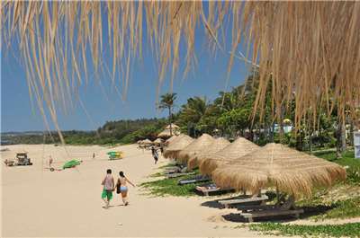 Kenting beach, photo from Taiwan Waves of Wonder (交通部觀光署)