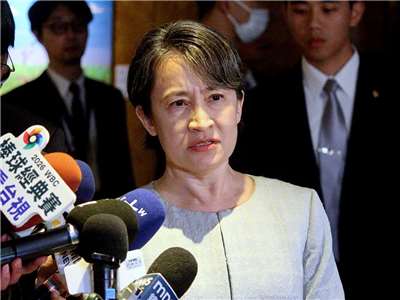 Bise Presidente Hsiao Bi-khim, sa panayam noong gabi ng ika-9, ay nagsabi na ang mga trahedyang pangkasaysayan at mga sugat nito ay patuloy na nagpapaalala sa mga susunod na henerasyon na lahat tayo ay may responsibilidad na pangalagaan ang demokrasya ng Taiwan. (Kuha ng mamamahayag na si Wang Chao-kun, Rti)