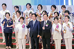 PD
Dumalo si Pangulong Lai Ching-te sa International Nurses Day Celebration
Pinarangalan sa seremonya ang mga natatanging nurses at healthcare professionals.
Kuha ni reporter Pei Zhen, Central News Agency
Mayo 12, 2026
