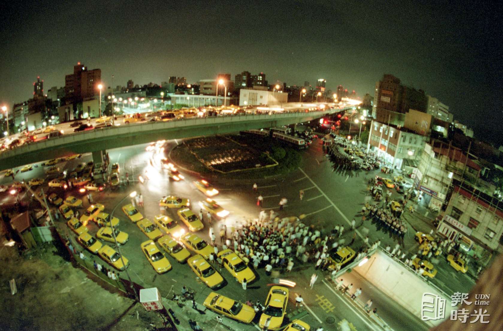 17 августа 1995 года. Фото: Газета Ляньхэбао (United Daily News) 