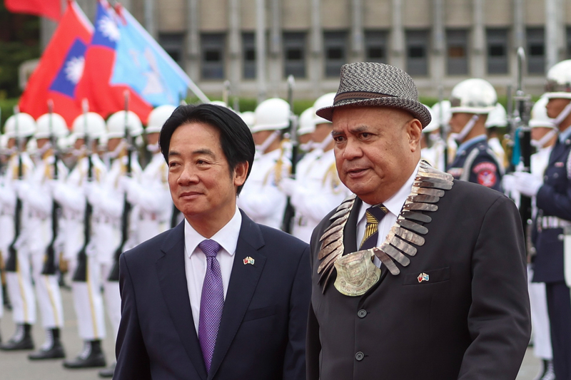 Президент Тайваня встретился с премьер-министром Тувалу. Об этой и других новостях слушайте в новом информационном выпуске!