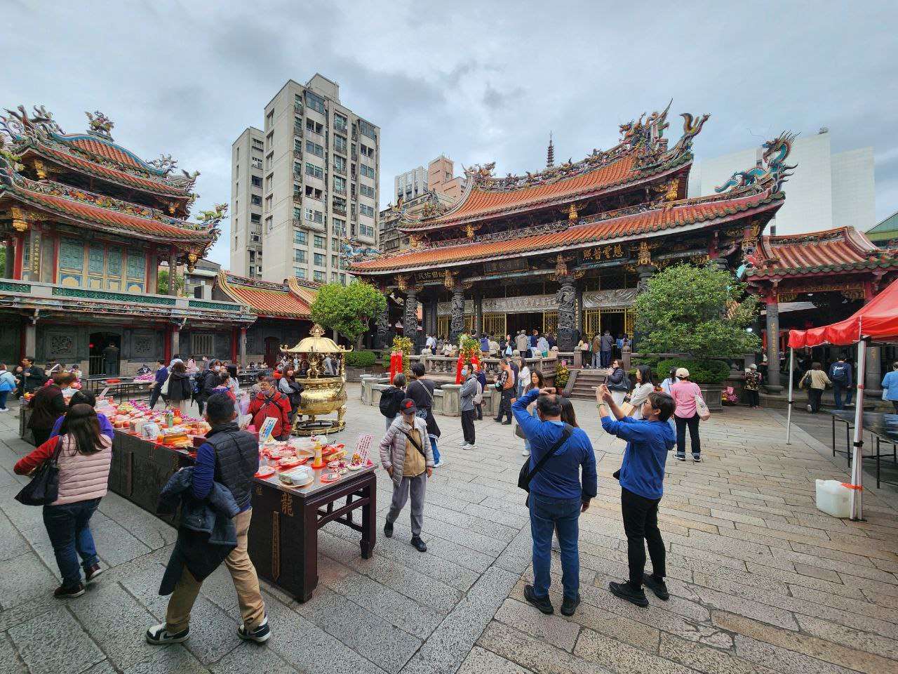 «Радиопутешествие по Тайваню» с Андреем Чжоу. Храм Луншань.