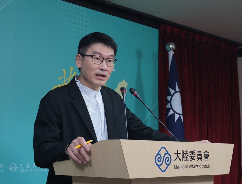 陸委會副主委梁文傑主持記者會(中央社)
