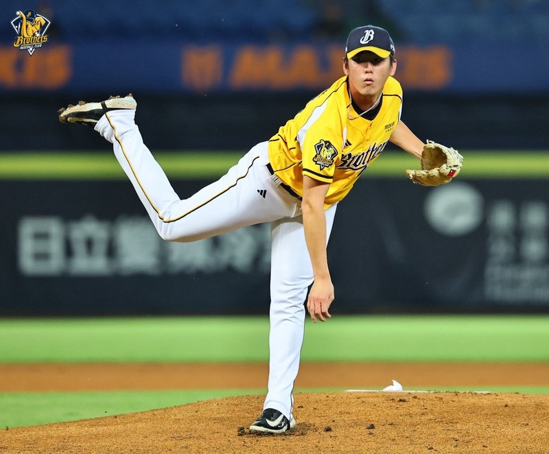 中華職業棒球大聯盟中信兄弟隊先發投手林暉盛（圖）2日在主場洲際棒球場繳出7局僅失1分好投，
助兄弟以6比2擊退味全龍隊，奪得隊史第20座季冠軍。（中信兄弟提供）