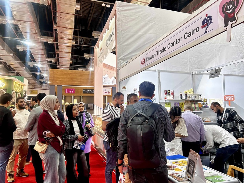 埃及於10月7日舉辦國際酒店用品博覽會。為搶占埃及日益興盛的亞洲食品市場，外貿協會開羅台貿中心特別組織多家台灣穆斯林友善食品製造商參展。
