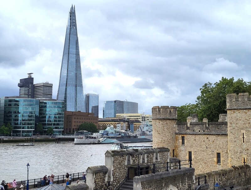英美聯手打擊跨國詐騙和洗錢，14日對以柬埔寨為基地的大規模跨國犯罪網絡宣布制裁，出身中國的集團犯罪首腦陳志曾在台灣居住，並出入台灣至少10次以上。圖為倫敦金融城周邊一隅。
