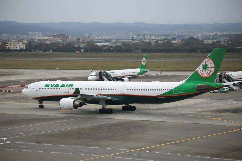 長榮空服病逝調查報告公布，工會批迴避檢討職場環境。圖為在桃園國際機場的長榮航機。資料照。