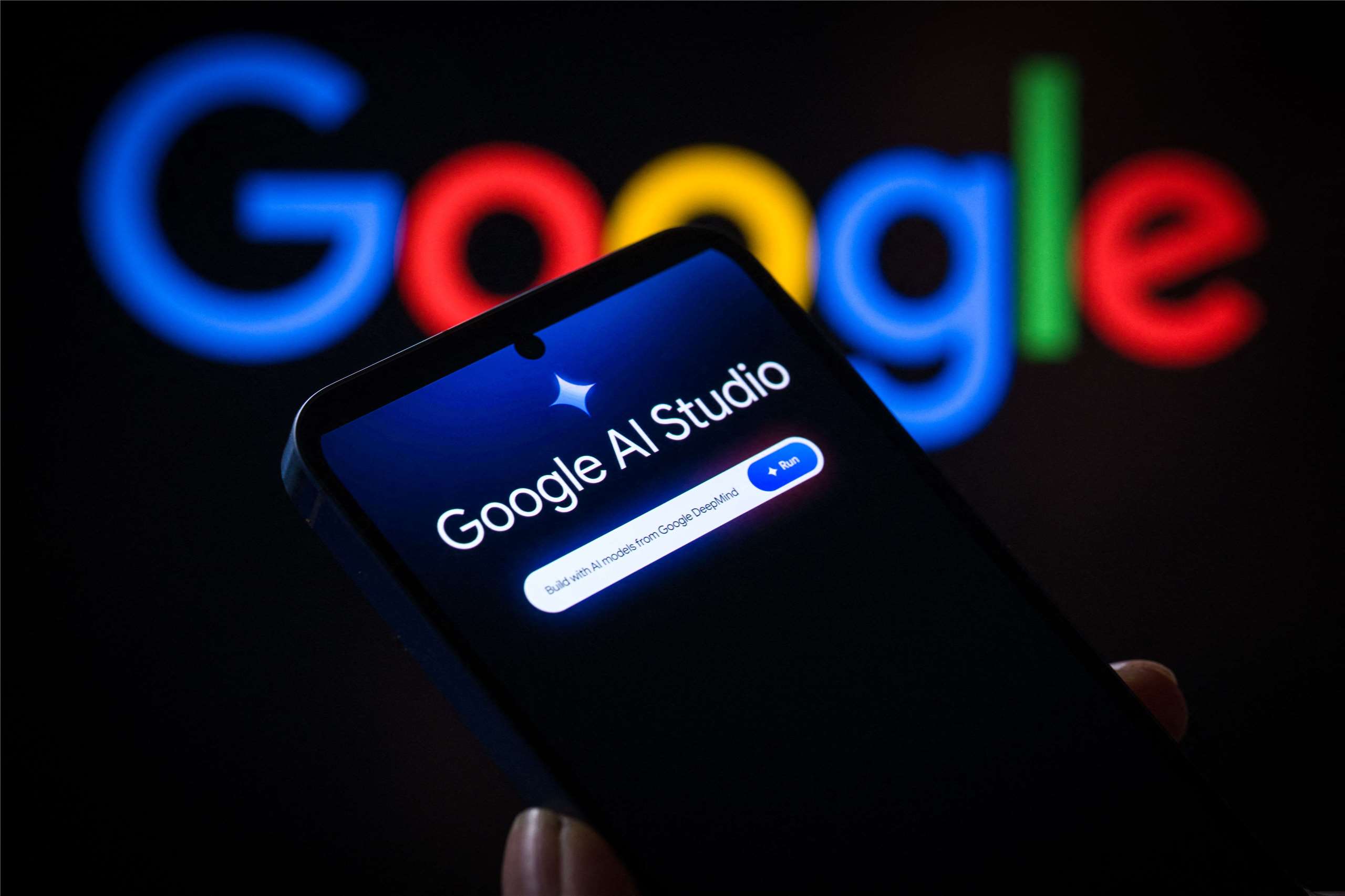 Google AI Studio。