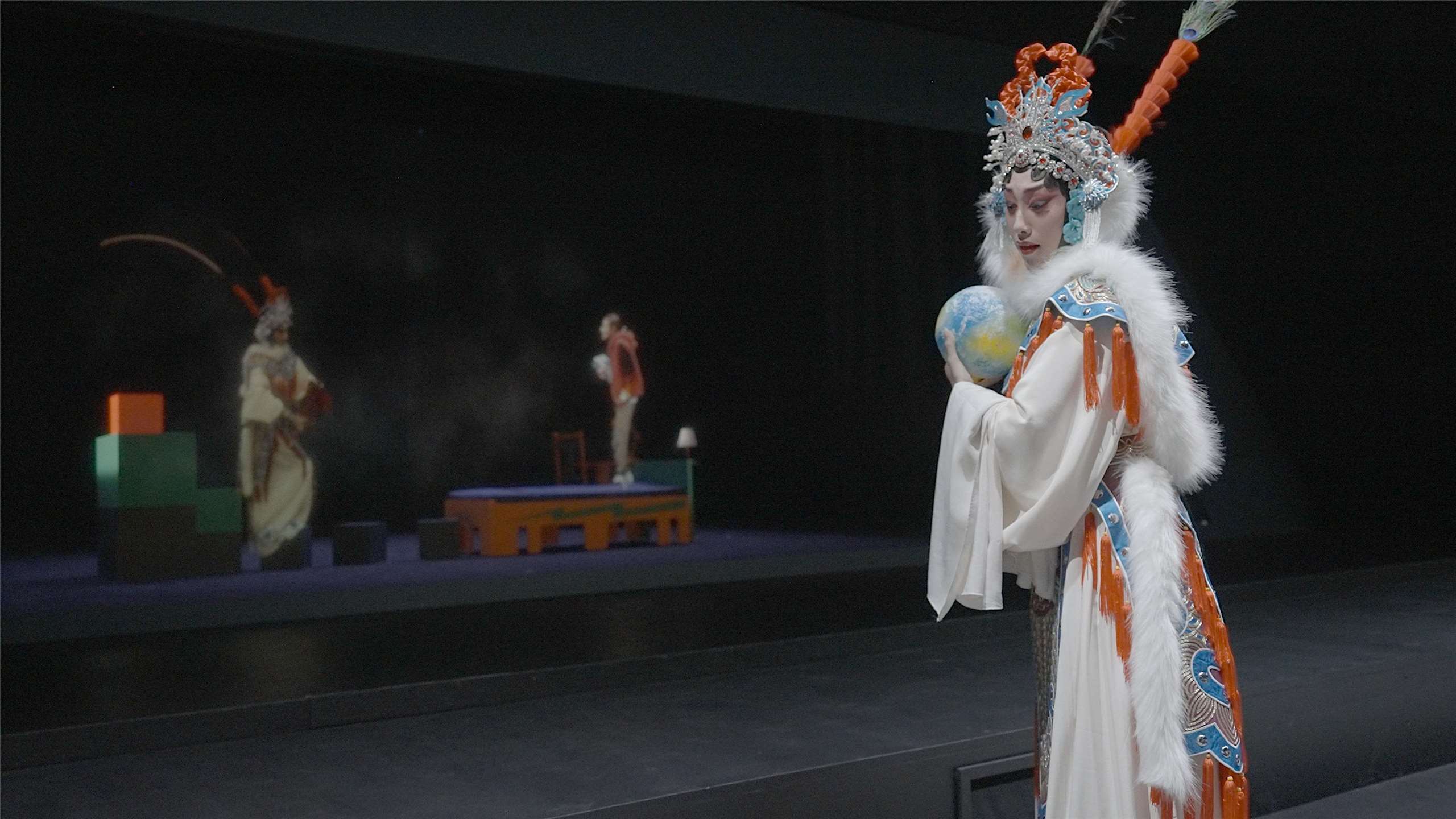 《公主與她的魔法扇》在法國演出受到觀眾熱烈歡迎。(國光劇團 提供)