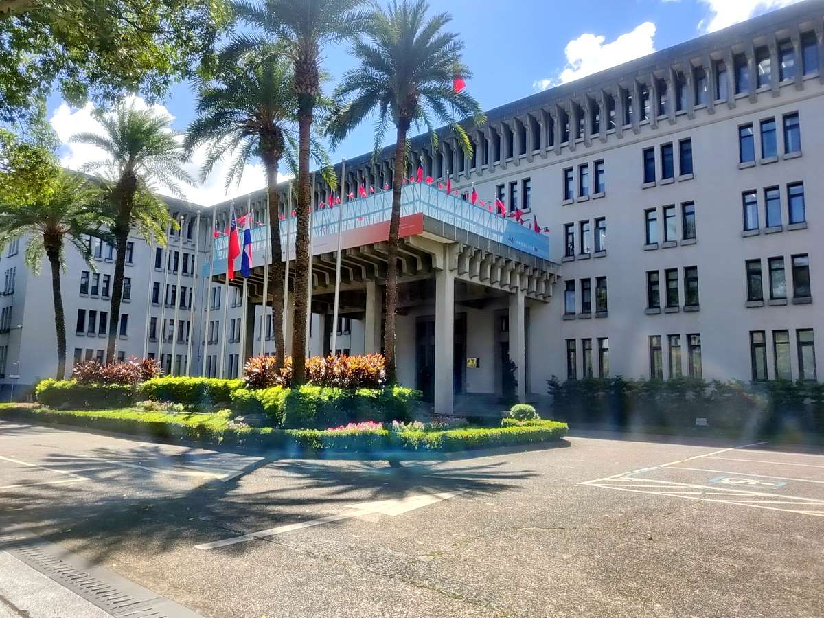 外交部辦公大樓是北市府登錄的「歷史建築」，該部目前正在推動空間優化工程 (央廣記者王照坤 攝)