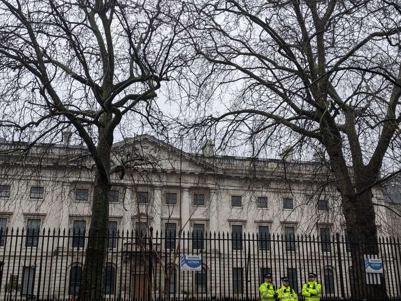 中國在英國坐擁龐大資產，範圍從各種關鍵基礎設施到民間企業，正引發外界關注。其中中國2018年在倫敦以逾2.5億英鎊買下英國皇家鑄幣廠舊址(Royal Mint Court)，規劃興建歐洲最大規模使館，但至今未獲英國官方核准。資料照。(圖:中央社)