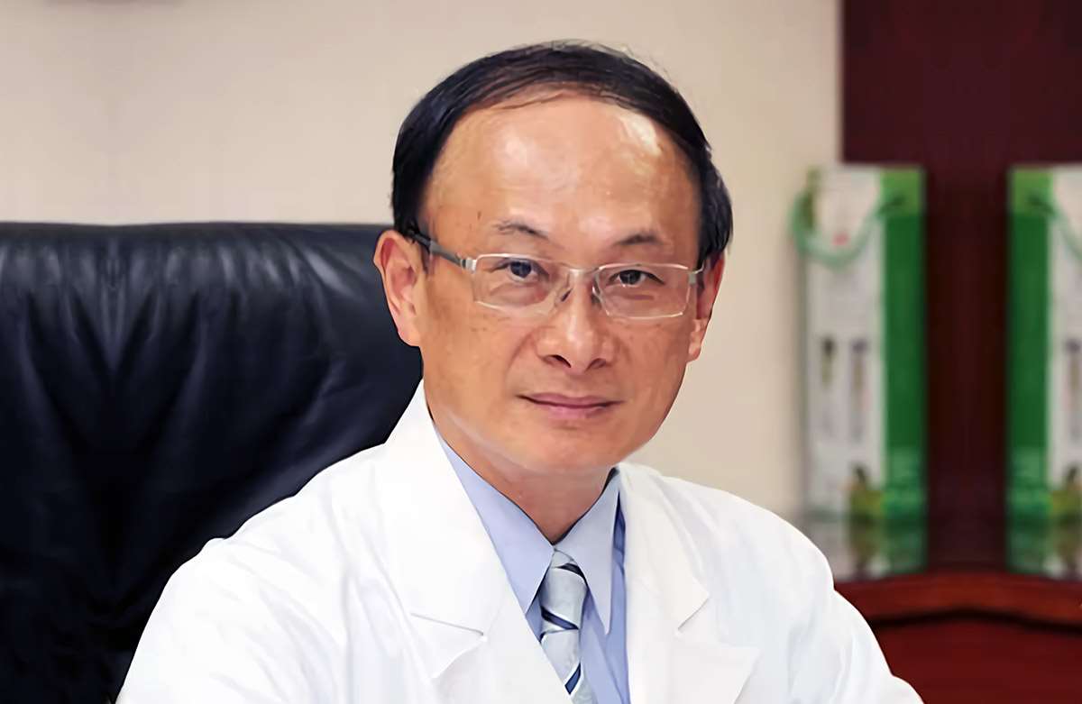 本屆醫療奉獻獎「特殊貢獻獎」頒給曾任台大醫院、台北榮總、亞東醫院3所醫學中心院長的林芳郁。資料照。(翻攝台北榮民總醫院官網)