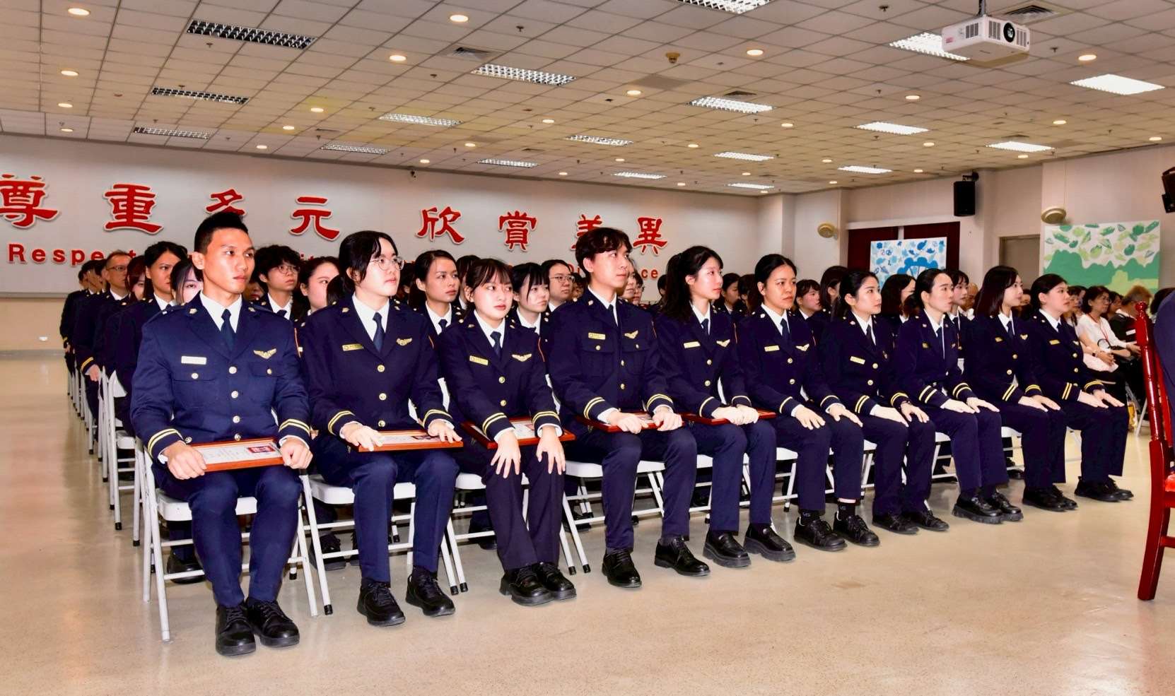 移民署3日舉辦移民班第13期學員專業訓練結訓典禮。 (圖：內政部官網）