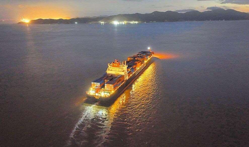 航行北極航道的伊斯坦堡橋號貨櫃輪。(網路圖片)