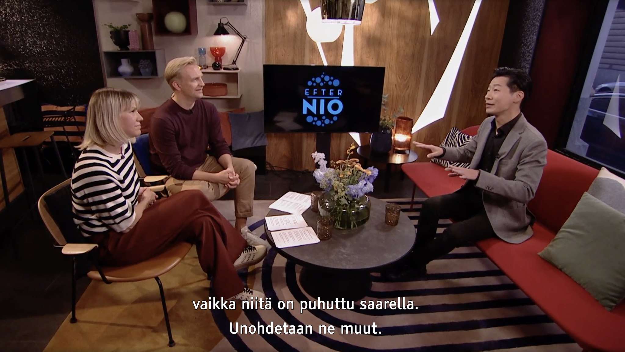 駐芬蘭代表林昶佐接受芬蘭國家廣播公司(Yle)節目專訪。圖：林昶佐臉書)
