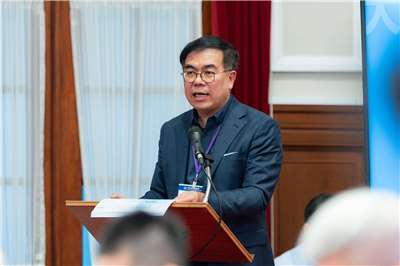 總統府「國家氣候變遷對策委員會」30日召開第五次會議，環境部長彭啓明表示，針對新興關注空氣污染物超細懸浮微粒(PM0.1)，台灣已參考國際作法進行相關監測，未來也將進一步加強管制。 (總統府提供)