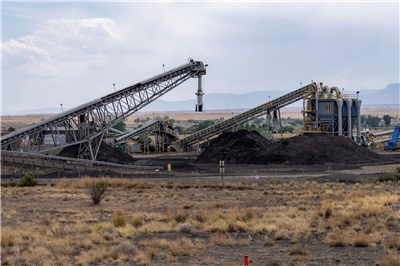 七大工業國(G7)將宣布成立關鍵礦產生產聯盟。圖為礦產採礦作業。資料照。(美聯社/達志影像)