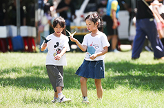 圖為小朋友在關渡自然公園玩耍。